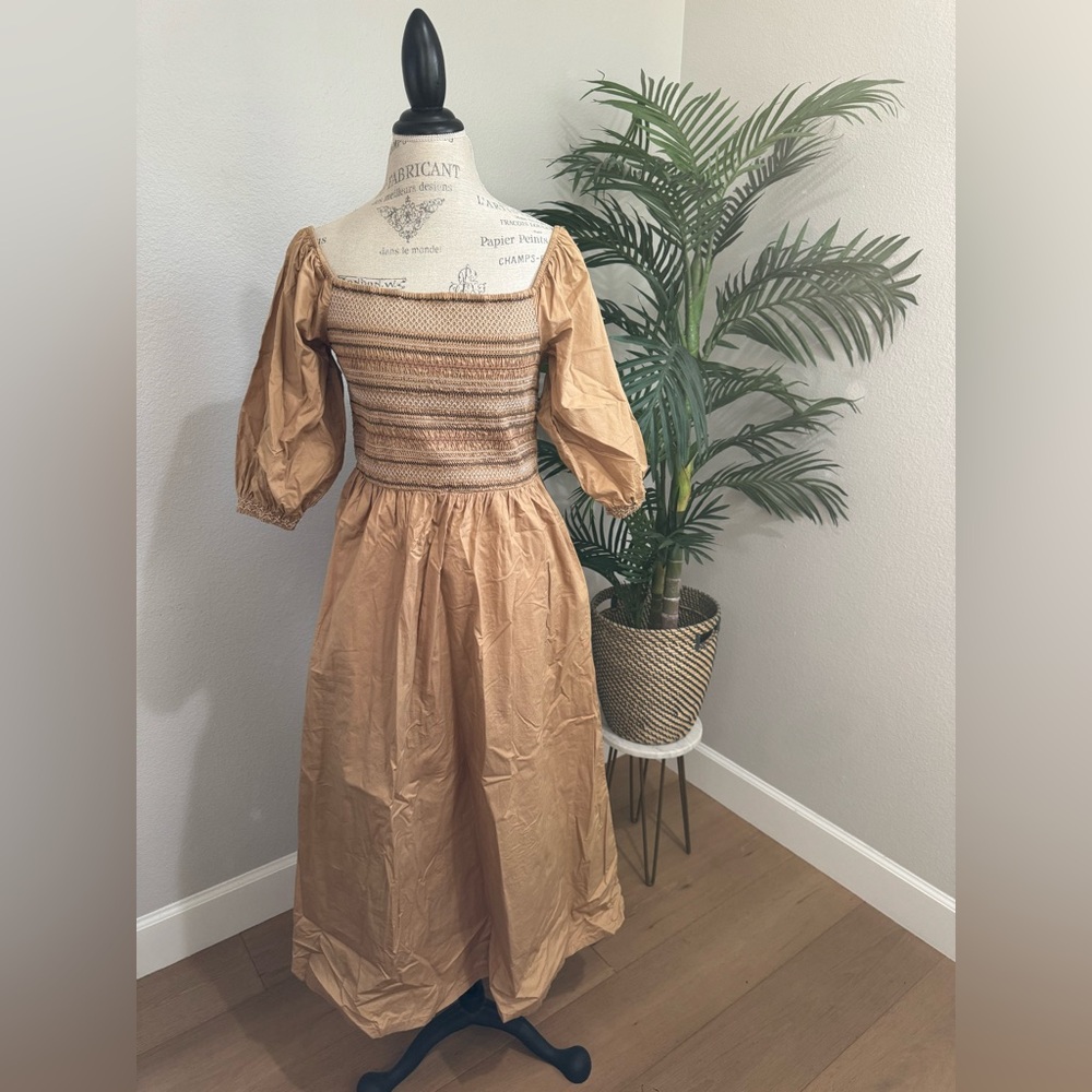 Old Navy Beige Smocked Skirt